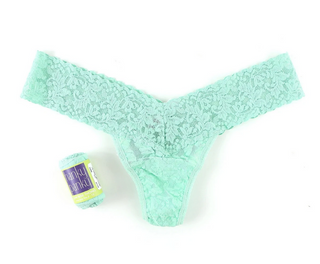 Signature Lace Lowrise Thong Wrapped