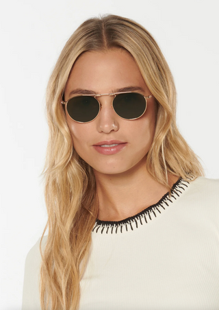 RAMPART FOLD | 18K + Crystal Polarized