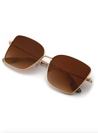 DOLLY | 12K + Matte Oyster