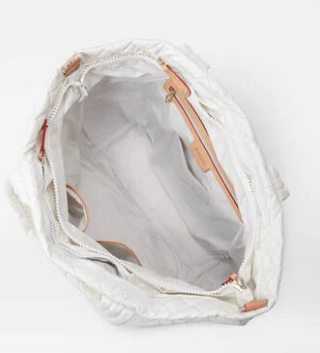 Medium Metro Tote Deluxe - Pearl Metallic