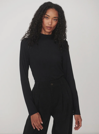 Astrid Fitted Long Sleeve Tee 2.0 - Black
