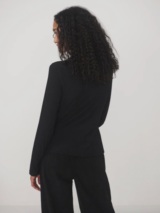 Astrid Fitted Long Sleeve Tee 2.0 - Black