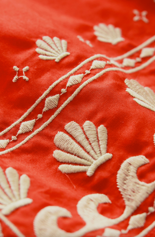 CAST OF WAVES TOP - LYCHEE