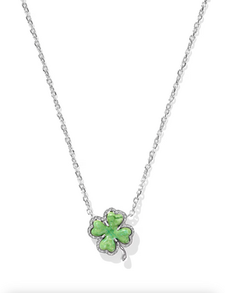 Clover Short Pendant Necklace - Silver