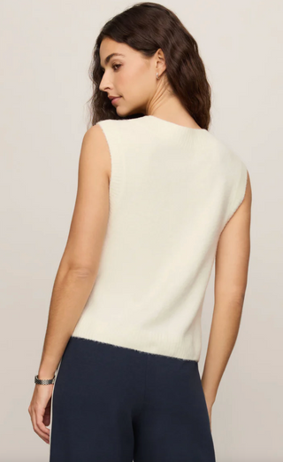 Classic Act Sweater Vest - Sandstone
